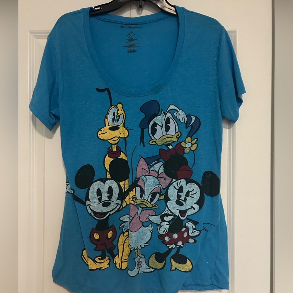 Disney Mickey and Friends T shirt